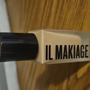 ✨ WOKE UP LIKE THIS ✨Shade: #75